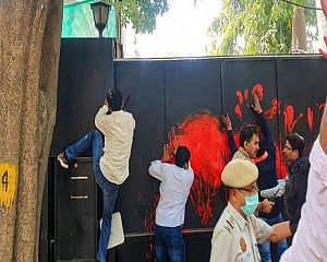 8 held for vandalism at Kejriwal's residence, more arrests to follow: Delhi Police