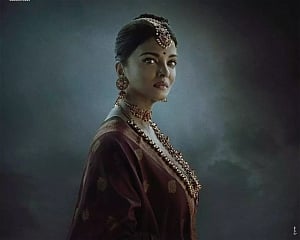 Aishwarya Rai Bachchan is 'vengeance' in 'Ponniyin Selvan - 1' new poster