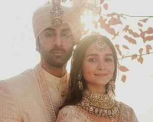 Alia Bhatt, Ranbir Kapoor welcome first child