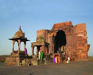 Bhojeshwara temple: A hidden living gem