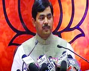 Book Shahnawaz on rape plaint, HC slams Delhi Police for delay