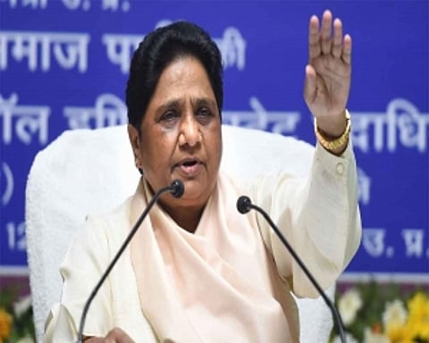 Central govt must take price rise seriously: Mayawati