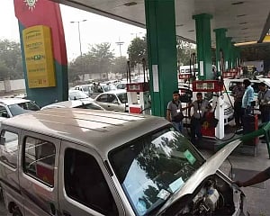 CNG price hiked by 80 paise, total hike at Rs 4 in last one month
