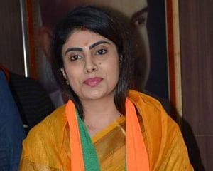 Cricketer Ravindra Jadeja's wife Rivaba takes big lead in Jamnagar North