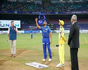 CSK opt to bowl against Mumbai Indians