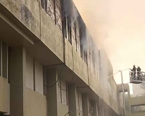 Fire breaks out at LIC office in Mumbai's Vile Parle; no casualty reported