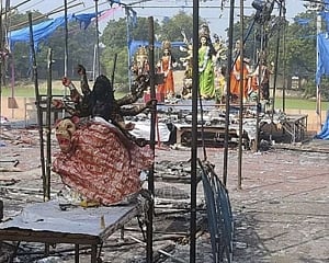 Fire ravages Durga Puja pandal in Bhadohi, five dead