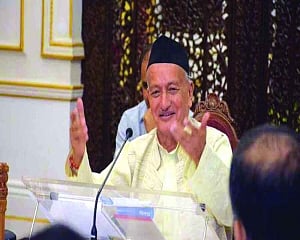 Guv: Maha nothing sans Gujaratis, Rajasthanis