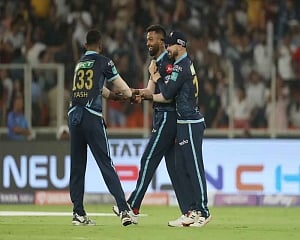 Hardik shines with ball as Gujarat limit Rajasthan to 130/9 in IPL final