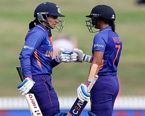 Harmanpreet, Mandhana rise in rankings after splendid show in Sri Lanka