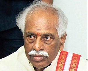 Haryana Governor urges people to join hands to make nation cleaner, happier, self-reliant