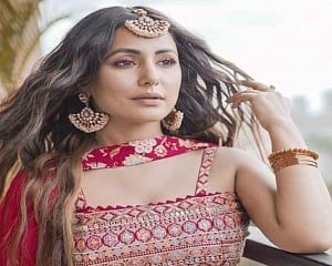 Hina Khan on her deglam role in 'Seven One' sans make-up