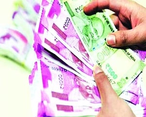 I-T raids on TN film persons find Rs 200 cr hidden income