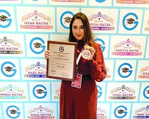 Iman Zaidi bags the Bhartiya Kala Ratna Award