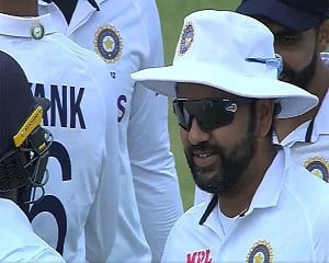 India beat Sri Lanka by an innings and 222 runs inside three days in first Test