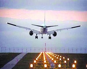 India lifts curbs on flights from Ukraine
