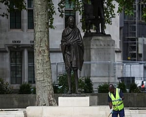 Indian Americans condemn vandalism of Gandhi statue in New York