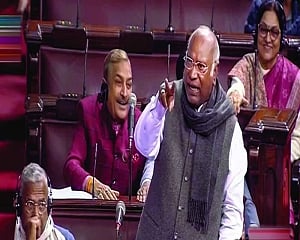 Kharge's dog & mouse jibe against BJP rocks RS