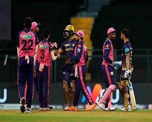KKR beat RR by 7 wickets in IPL