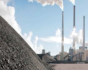 Less than one day coal left in many places: Delhi Minister