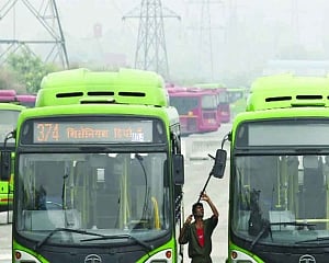 LG OK’s CBI probe into purchase of 1,000 buses
