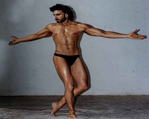 Nudity case: Mumbai Police grill Ranveer Singh for two hours