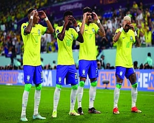 NEYMAR THOUGHT WC OVER DUE TO ANKLE INJURY