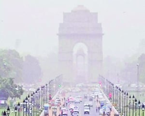 Come winter, Delhi chokes again