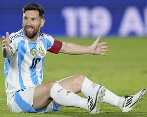 Messi, Vinicius have frustrating nights as Argentina loses and Brazil draws in World Cup qualifying