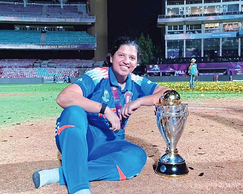 CAB to honour Richa Ghosh with gold-plated bat and ball