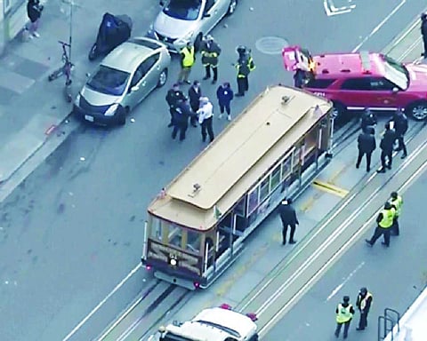 Cable car stops suddenly, 15 injured in San Francisco