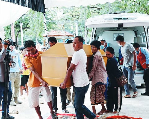 Cambodia evacuates village on disputed border