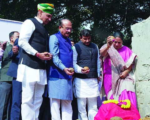 CM lays foundation for Atal canteen