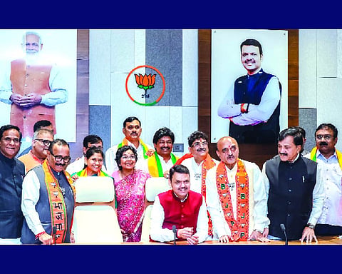 Congress must drop vote theft rhetoric: Fadnavis