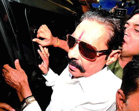 Court sends strongman Anant Singh to jail