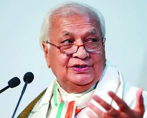 Disappointed to witness naqab row: Arif Mohammad Khan