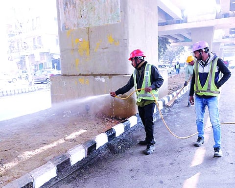 DMRC launches dust control drives at construction sites
