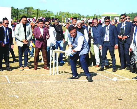 Himanta inaugrates new Umrangso cricket stadium