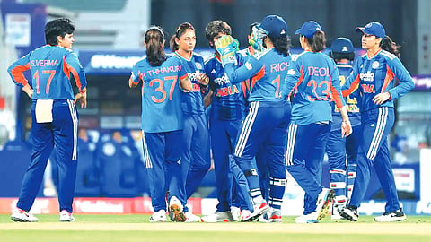 India eye whitewash against Sri Lanka