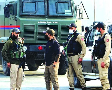 J&K Police raid hotels over Form-C violations