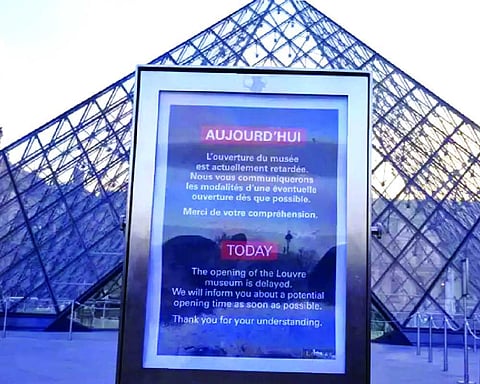Louvre Museum workers vote to strike