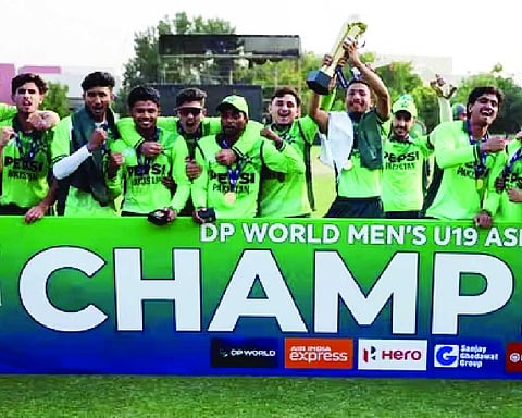 PM Sharif awards U19 Asia Cup champions