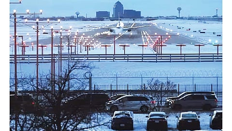Snow disrupts thousand flights across Northeast US