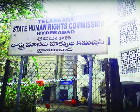 Telangana HRC issues notice to DGP over death of accused in murder case