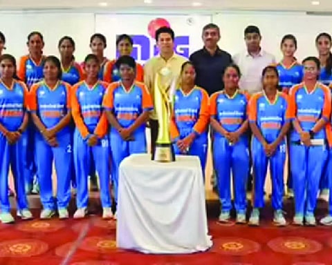 Tendulkar meets T20 World Cup winning blind women’s cricket team