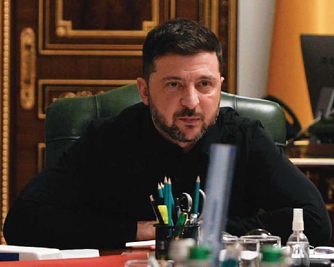 Ukraine: Army chief visits besieged city as Zelenskyy confronts graft scandal