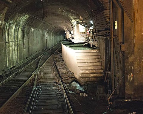 US puts on hold $18 billion in funding for rail tunnel