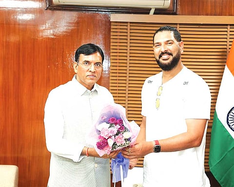 Yuvraj meets Mandaviya