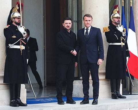 Zelenskyy meets Macron in Paris amid peace talks