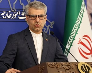 New Israeli strikes hit Tehran as Iran warns US involvement would risk 'all-out war'
